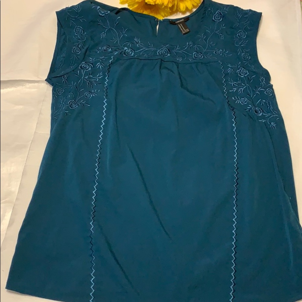 Forever 21 Teal Green Embroidery Short Sleeve Top - Picture 5 of 9